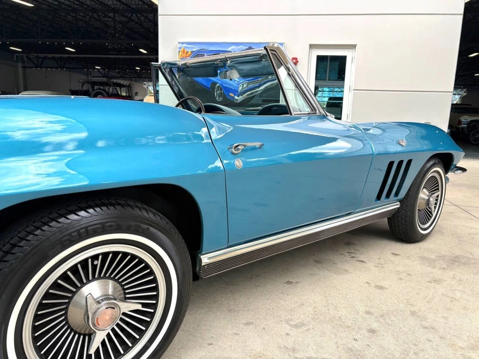 1966 Chevrolet Corvette C2 - Image 18 of 31