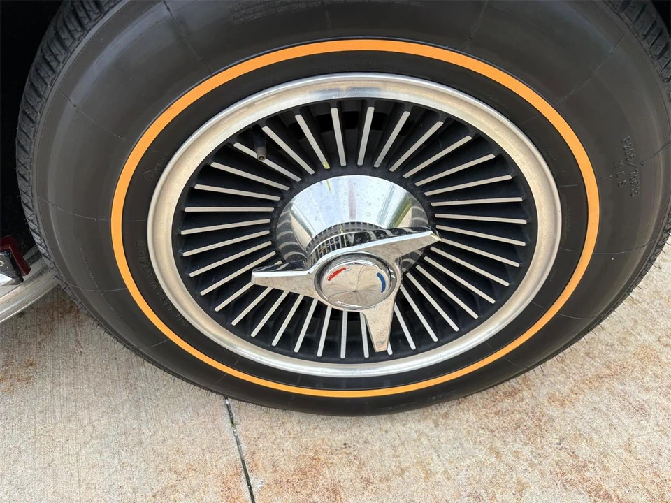 1966 Chevrolet Corvette C2 - Image 18 of 31