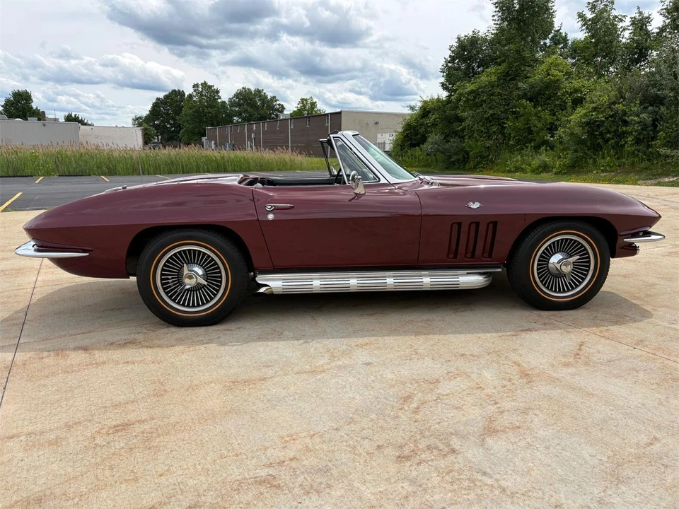 1966 Chevrolet Corvette C2 - Image 6 of 31