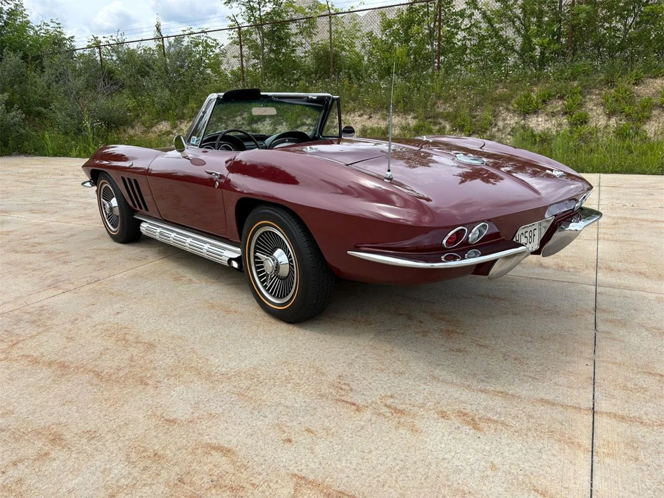 1966 Chevrolet Corvette C2 - Image 3 of 31