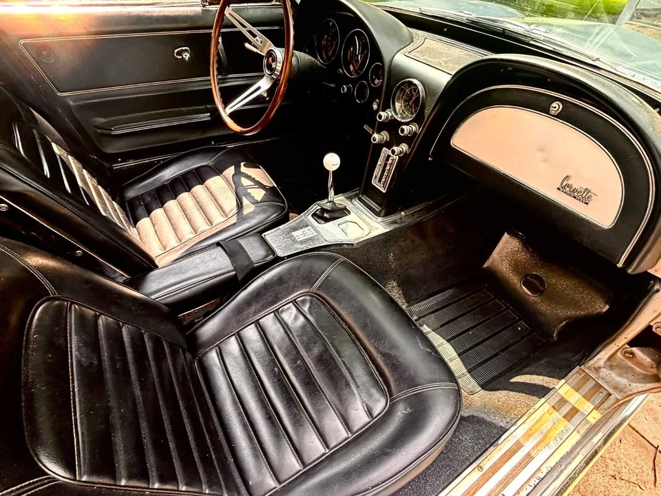 1966 Chevrolet Corvette C2 - Image 18 of 31
