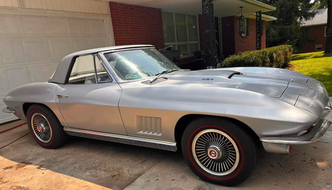 1966 Chevrolet Corvette C2 - Image 4 of 31