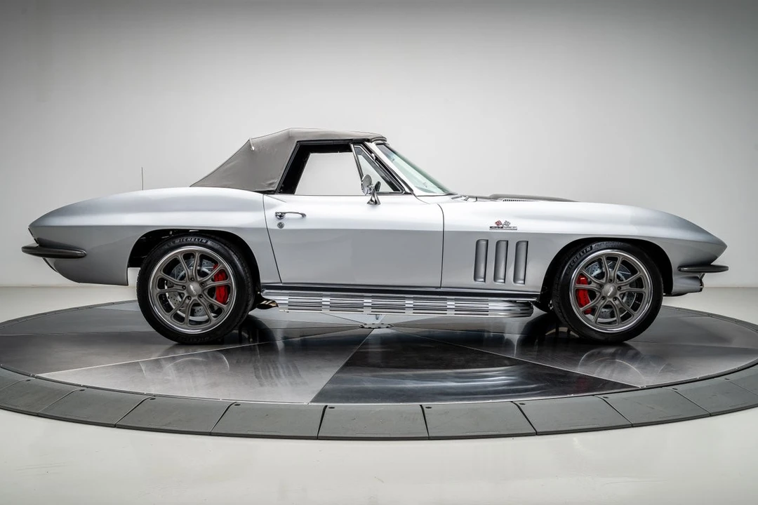 1966 Chevrolet Corvette C2 - Image 20 of 21