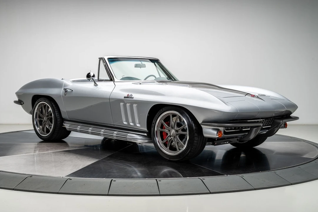 1966 Chevrolet Corvette C2 - Image 12 of 21