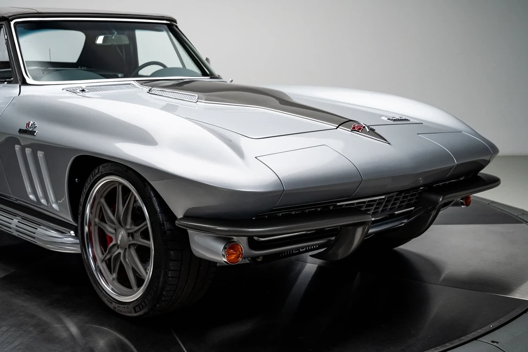 1966 Chevrolet Corvette C2 - Image 13 of 21