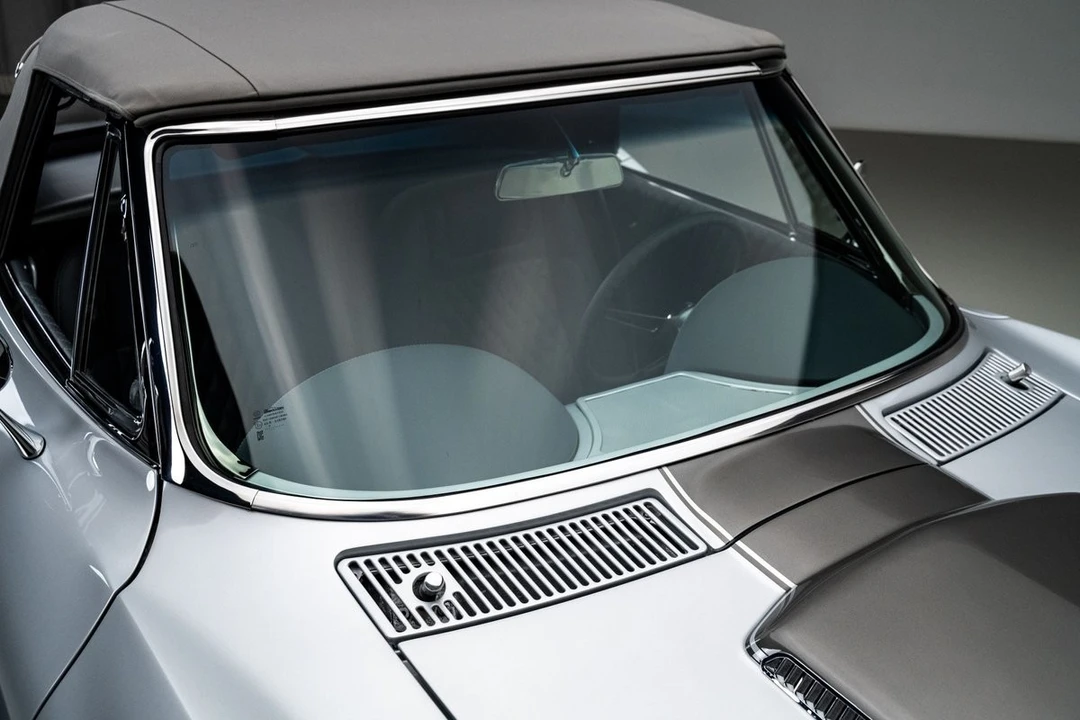 1966 Chevrolet Corvette C2 - Image 16 of 21