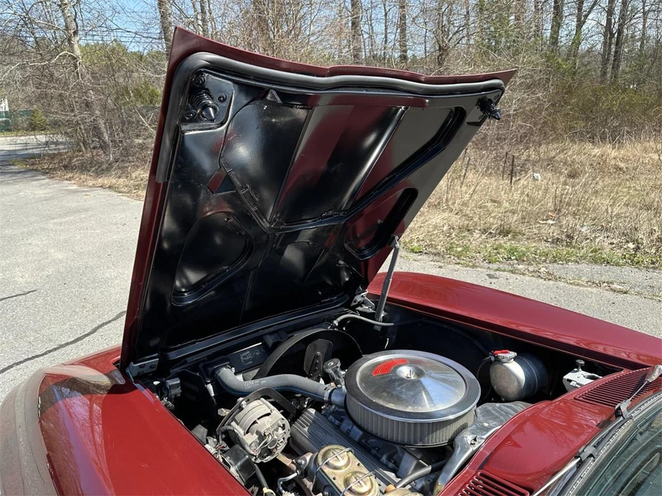 1966 Chevrolet Corvette C2 - Image 18 of 31