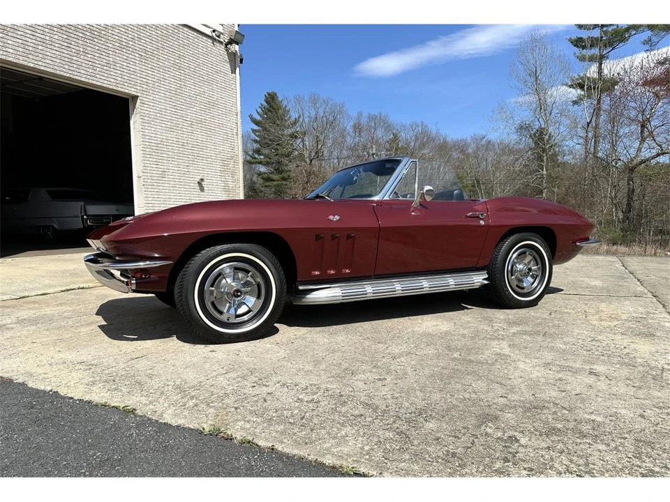 1966 Chevrolet Corvette C2 - Image 3 of 31