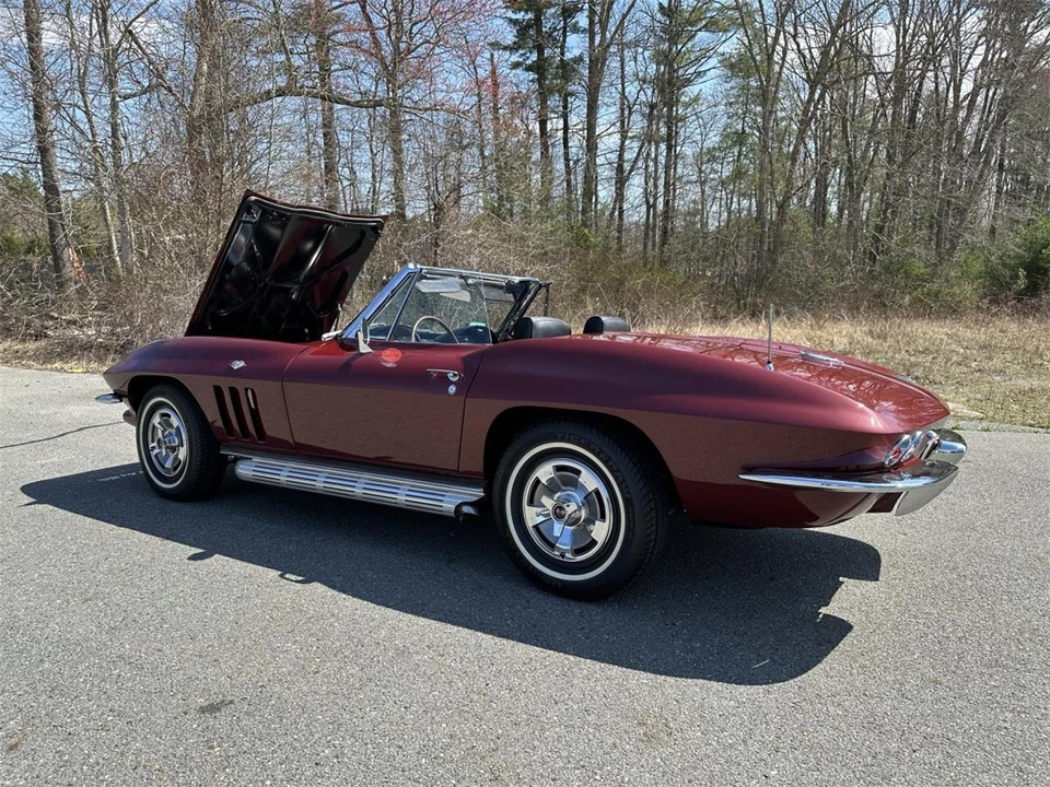 1966 Chevrolet Corvette C2 - Image 15 of 31