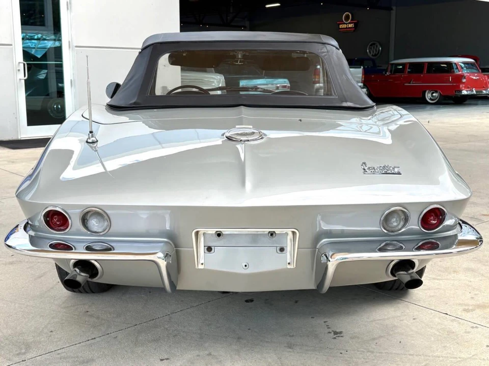 1966 Chevrolet Corvette C2 - Image 22 of 31