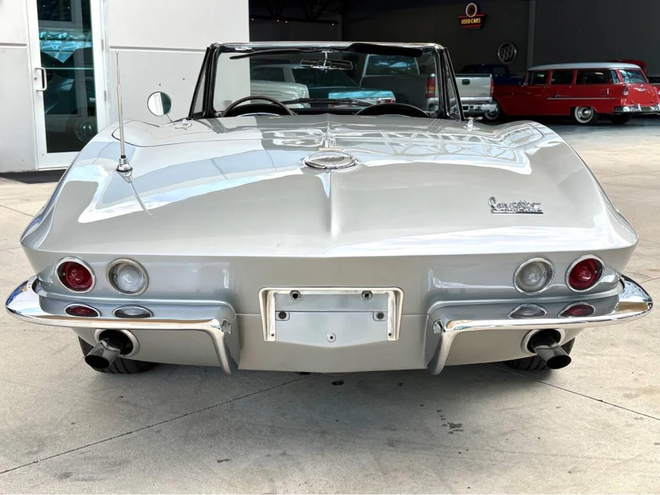 1966 Chevrolet Corvette C2 - Image 8 of 31
