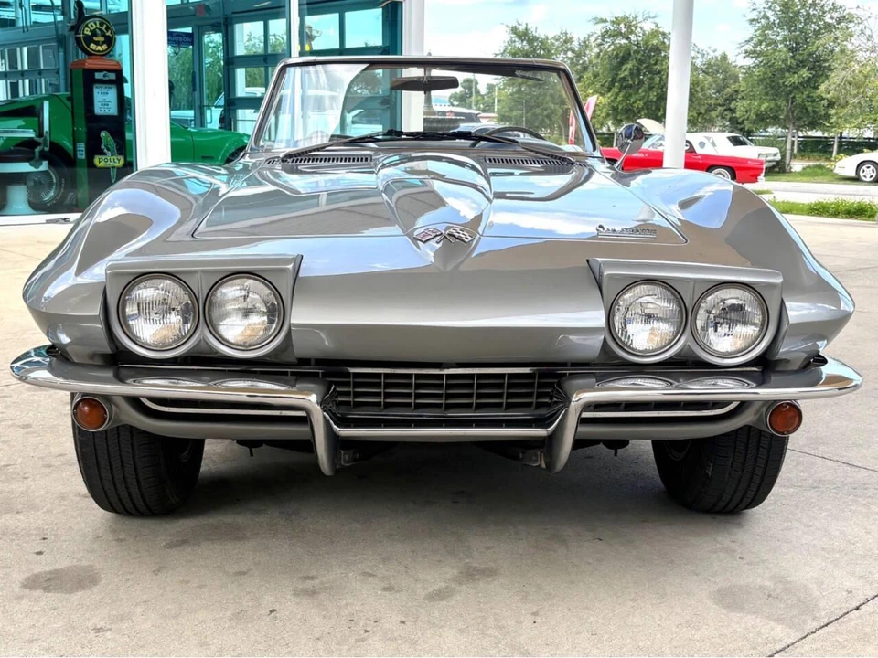 1966 Chevrolet Corvette C2 - Image 3 of 31