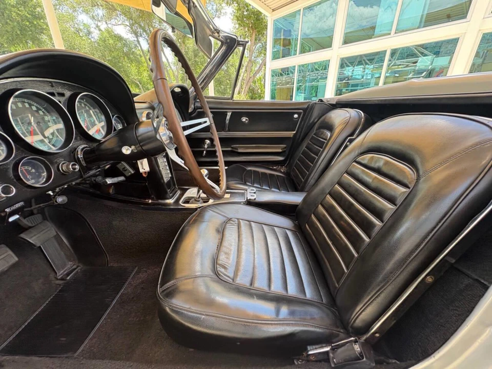 1966 Chevrolet Corvette C2 - Image 29 of 31