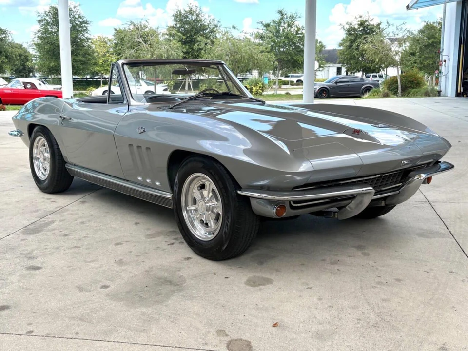 1966 Chevrolet Corvette C2 - Image 5 of 31