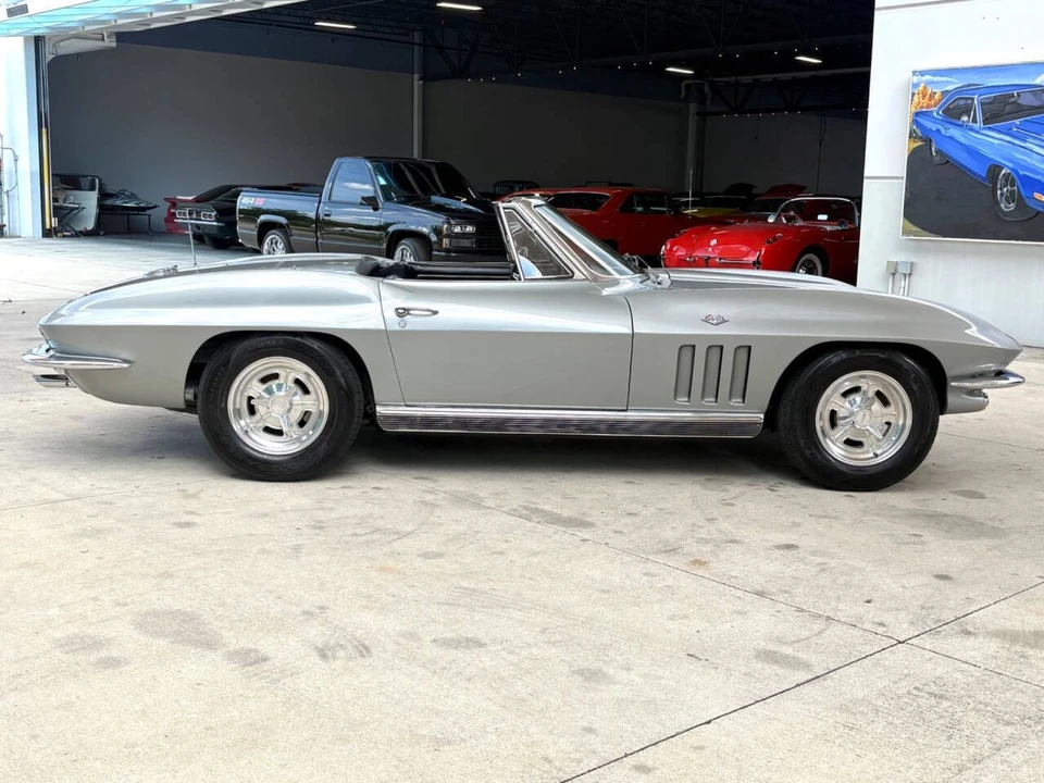 1966 Chevrolet Corvette C2 - Image 6 of 31