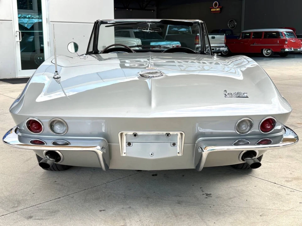 1966 Chevrolet Corvette C2 - Image 8 of 31