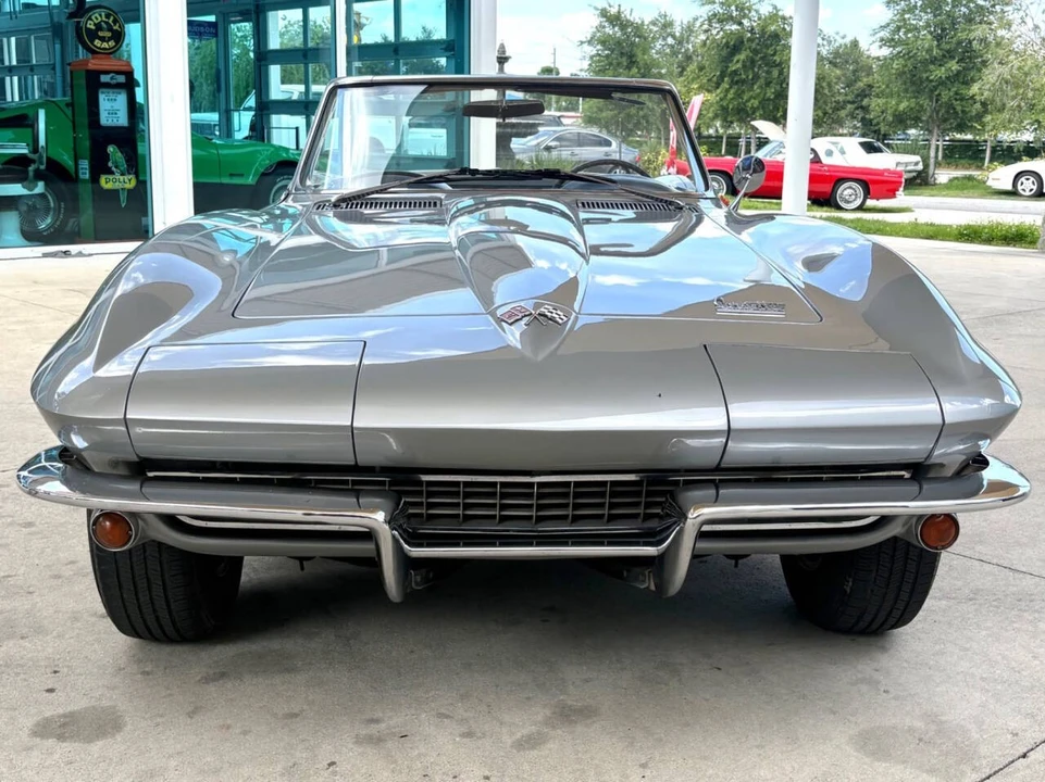 1966 Chevrolet Corvette C2 - Image 2 of 31