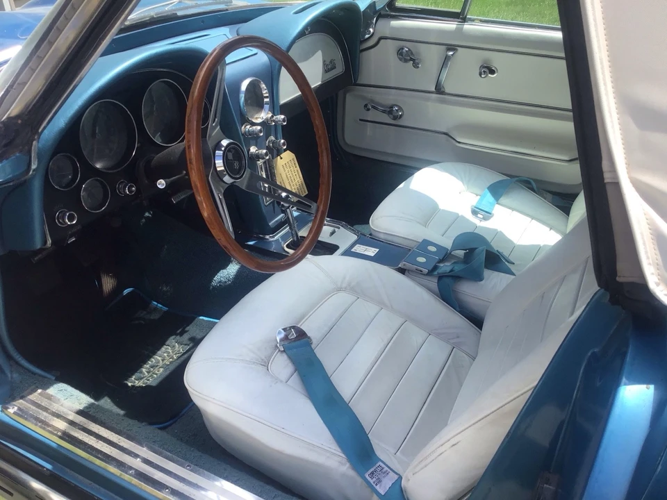 1966 Chevrolet Corvette C2 - Image 7 of 12