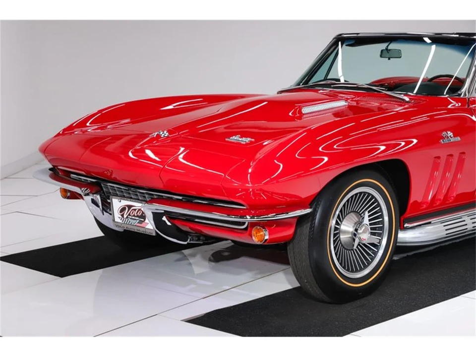 1966 Chevrolet Corvette C2 - Image 11 of 31