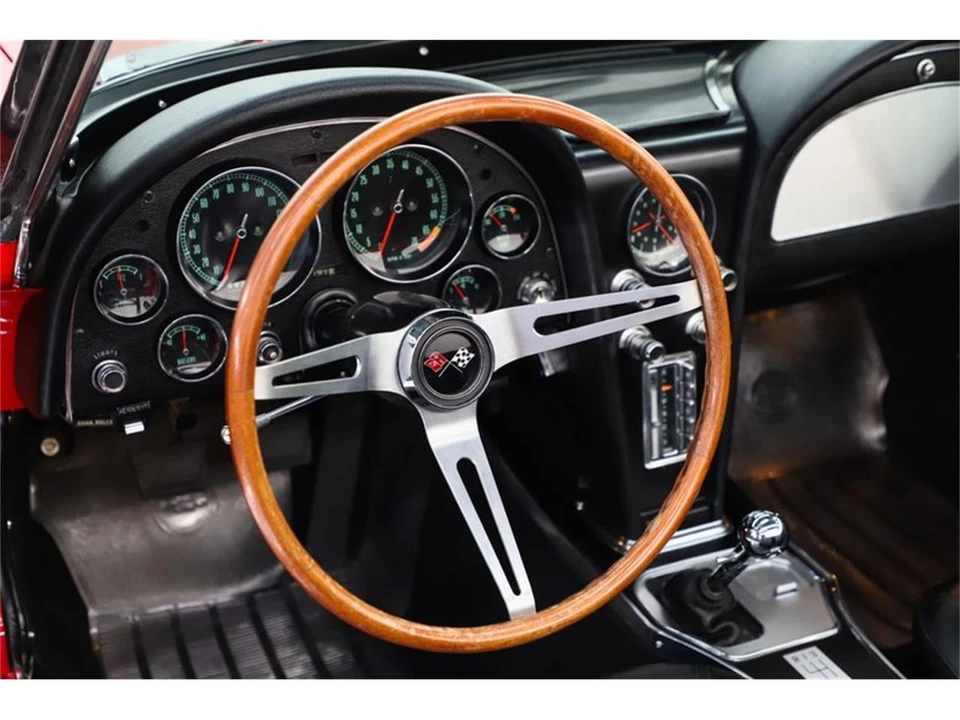 1966 Chevrolet Corvette C2 - Image 16 of 31