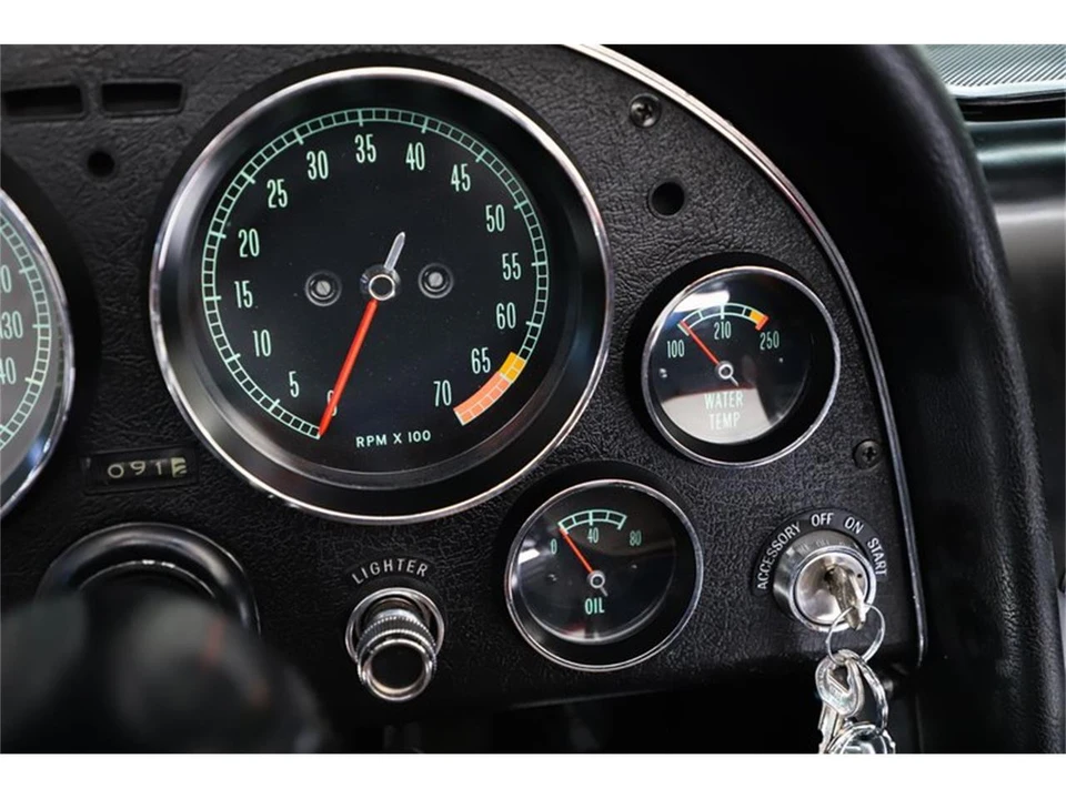 1966 Chevrolet Corvette C2 - Image 21 of 31