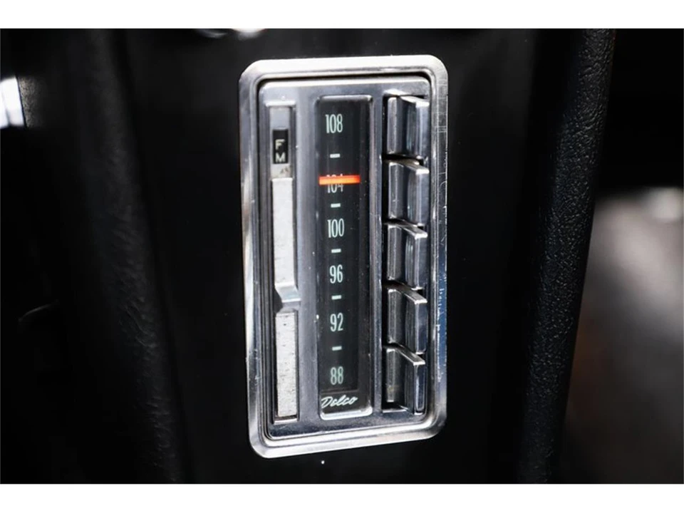 1966 Chevrolet Corvette C2 - Image 25 of 31