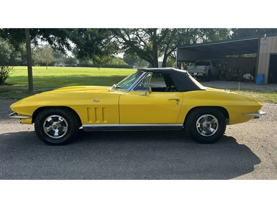 1966 Chevrolet Corvette C2 - Image 3 of 8