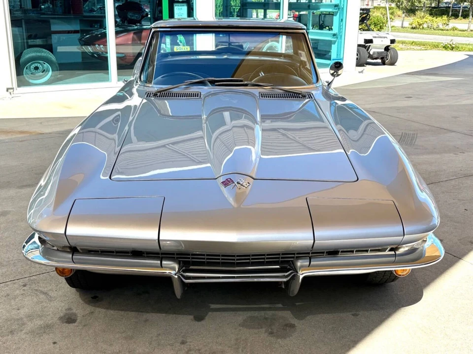1966 Chevrolet Corvette C2 - Image 10 of 12