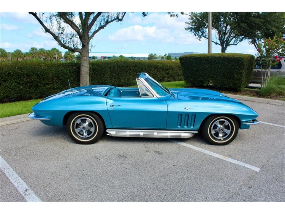 1966 Chevrolet Corvette C2 - Image 16 of 31