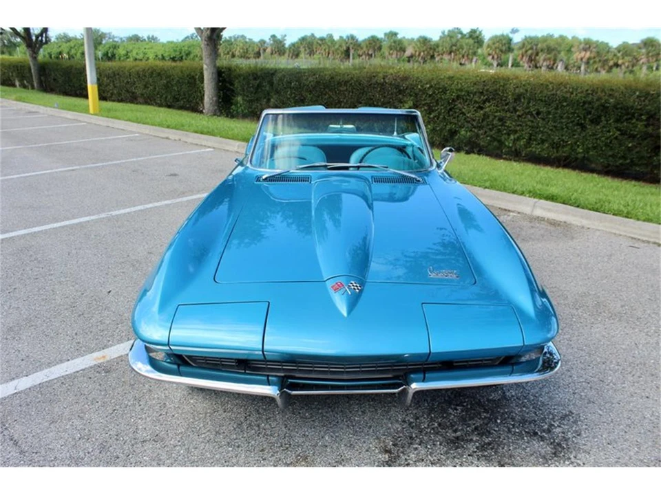 1966 Chevrolet Corvette C2 - Image 19 of 31