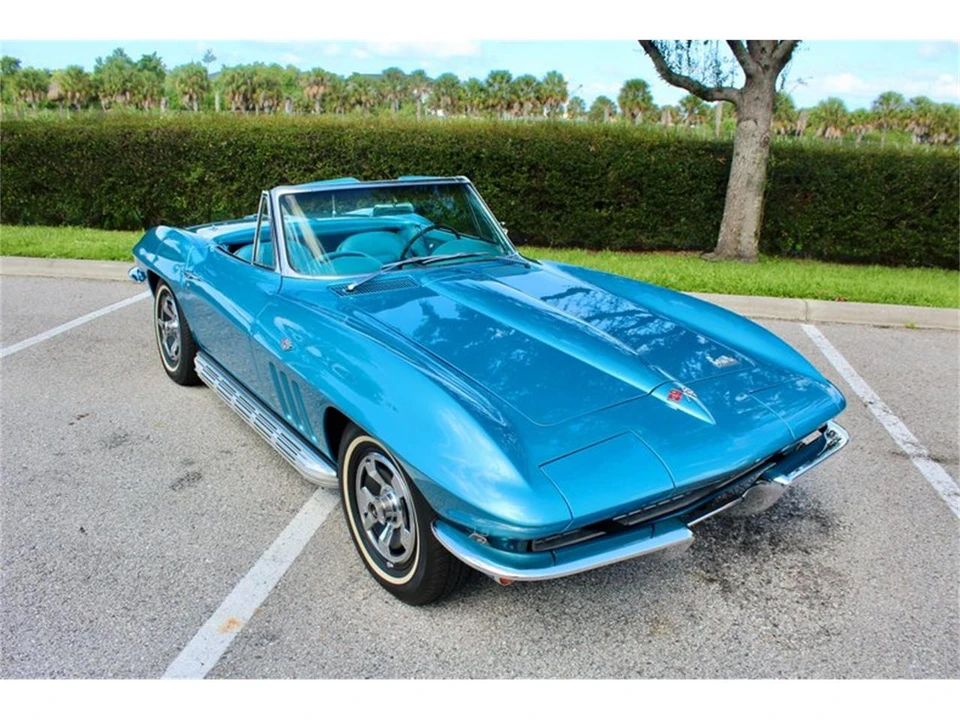 1966 Chevrolet Corvette C2 - Image 18 of 31
