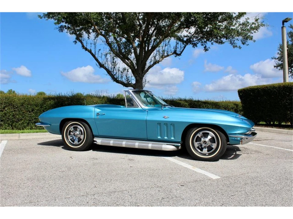 1966 Chevrolet Corvette C2 - Image 3 of 31