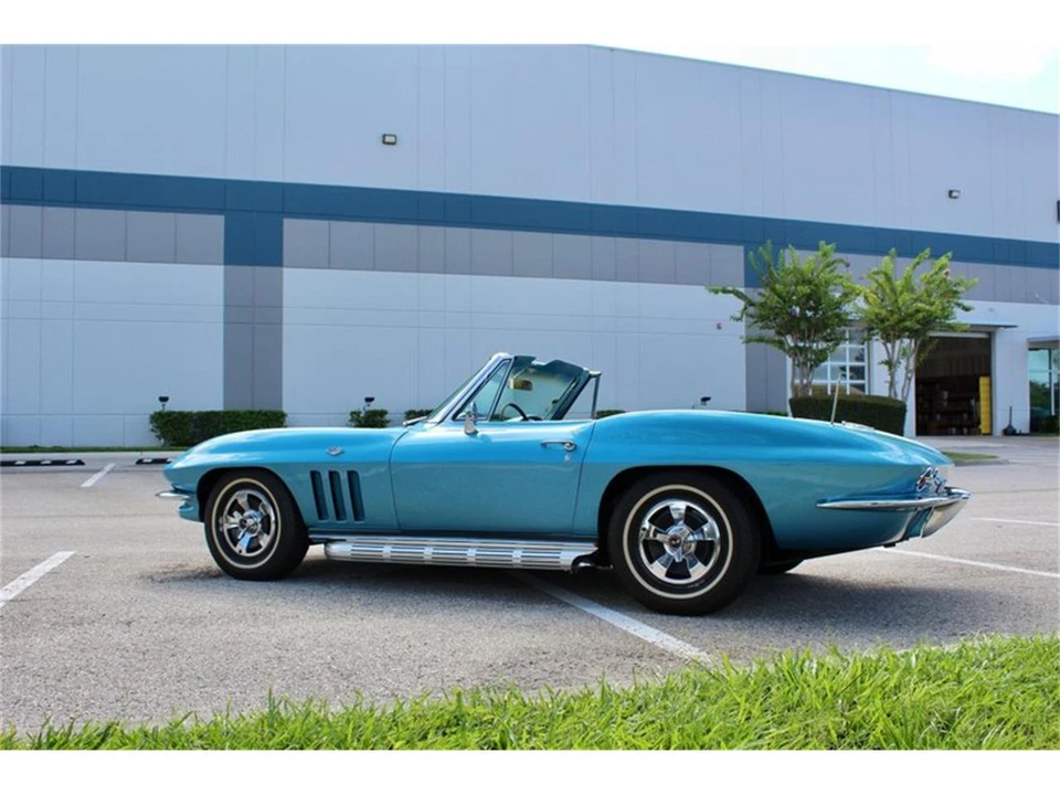 1966 Chevrolet Corvette C2 - Image 9 of 31