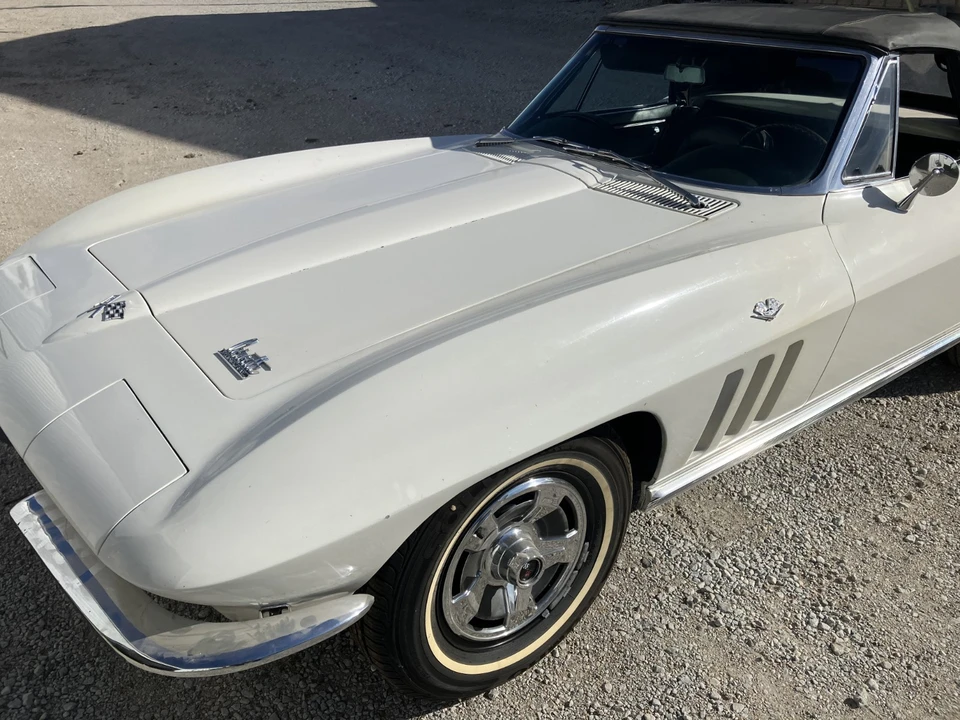 1966 Chevrolet Corvette C2 - Image 2 of 21