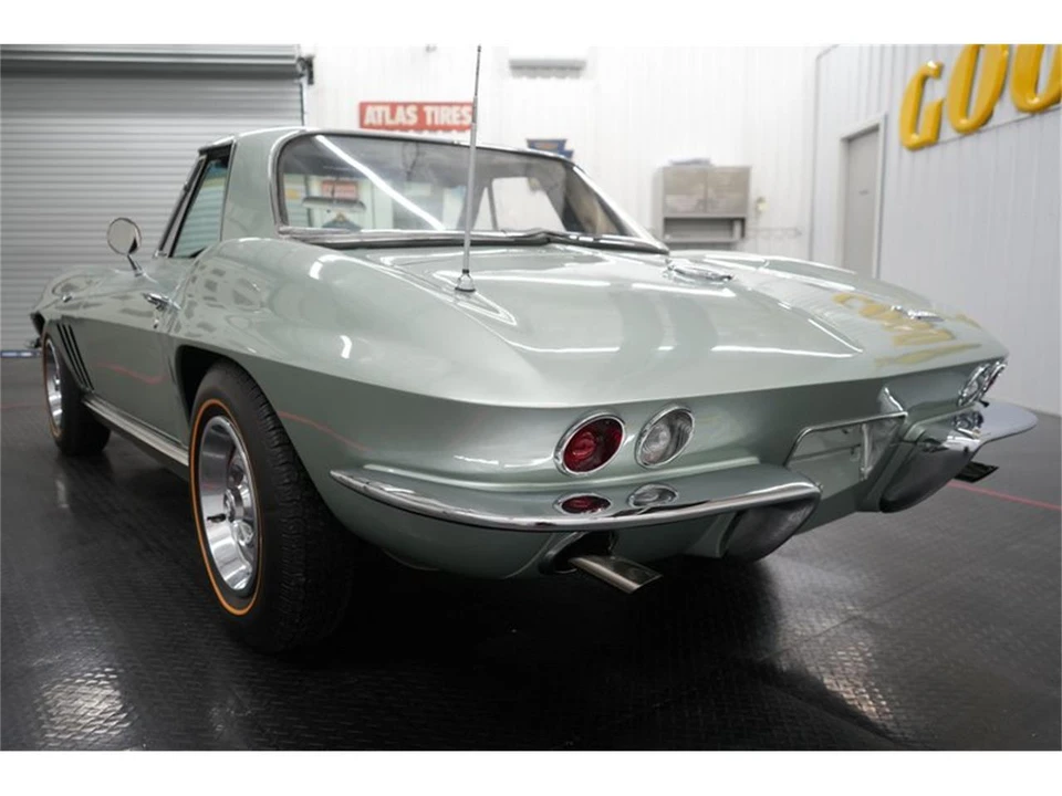1966 Chevrolet Corvette C2 - Image 8 of 31