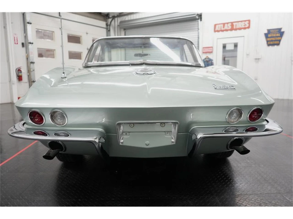 1966 Chevrolet Corvette C2 - Image 13 of 31