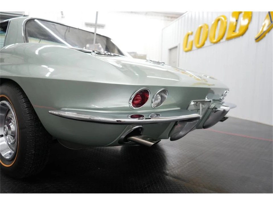 1966 Chevrolet Corvette C2 - Image 9 of 31