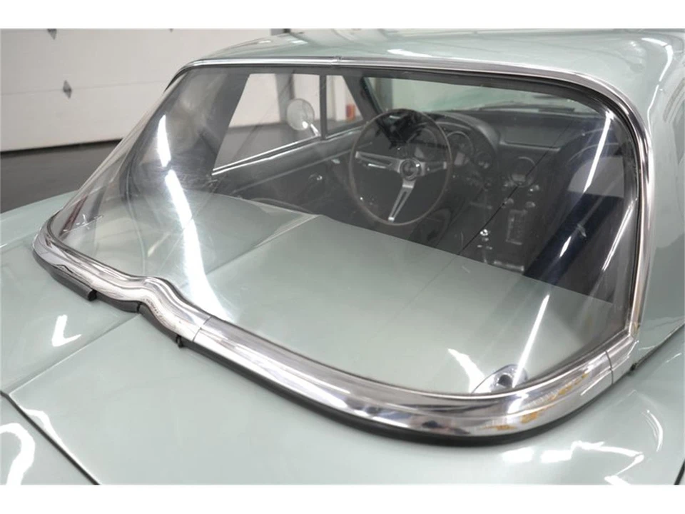 1966 Chevrolet Corvette C2 - Image 15 of 31