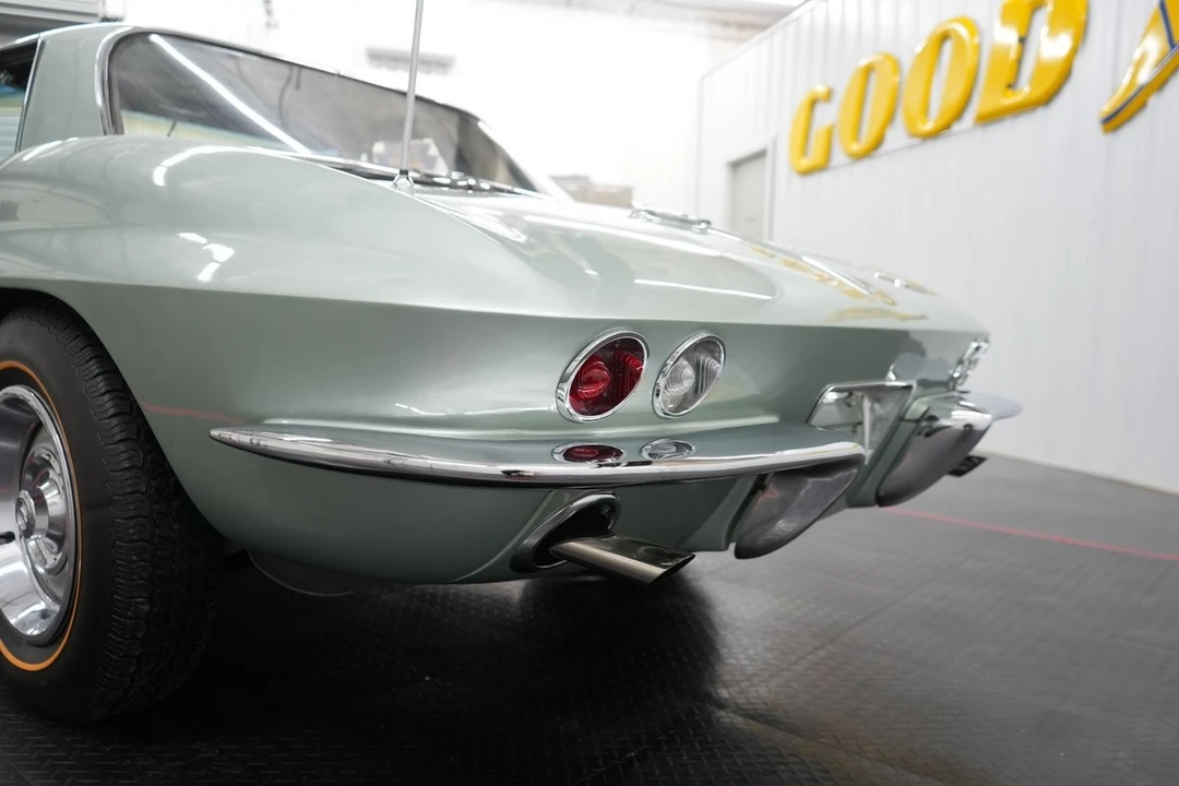 1966 Chevrolet Corvette C2 - Image 9 of 31