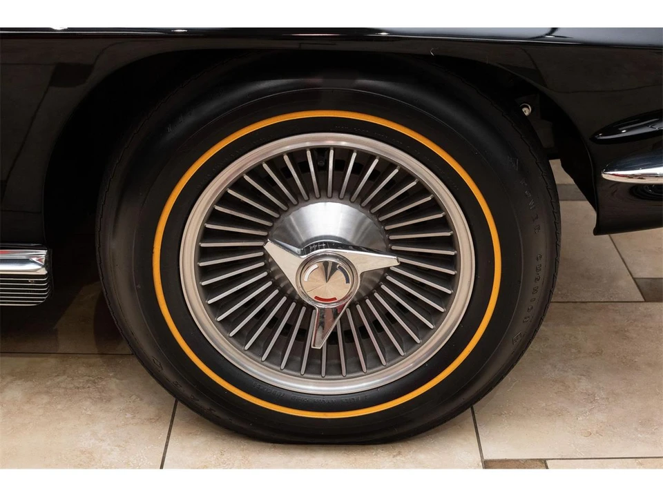 1966 Chevrolet Corvette C2 - Image 15 of 31