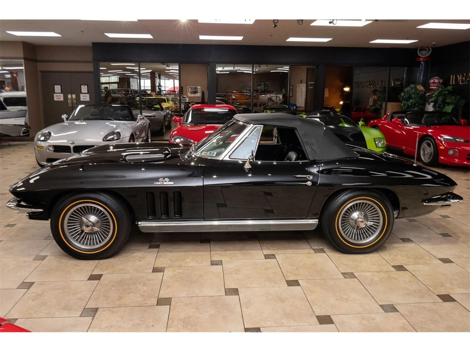 1966 Chevrolet Corvette C2 - Image 24 of 31