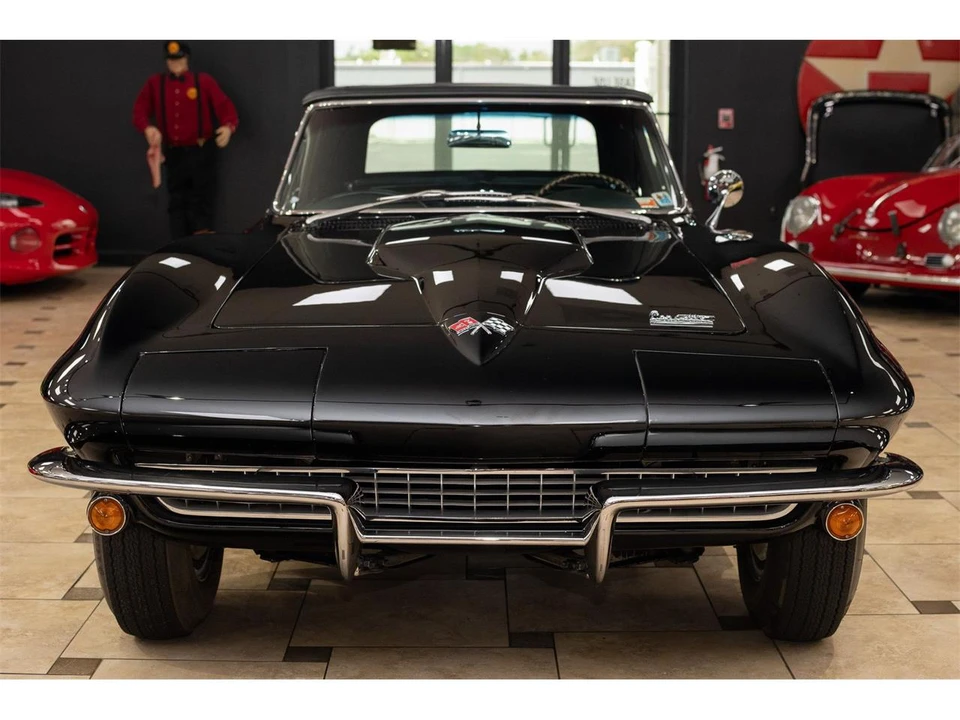 1966 Chevrolet Corvette C2 - Image 18 of 31