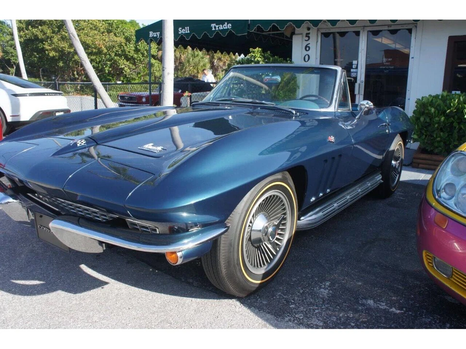 1966 Chevrolet Corvette C2 - Image 27 of 29