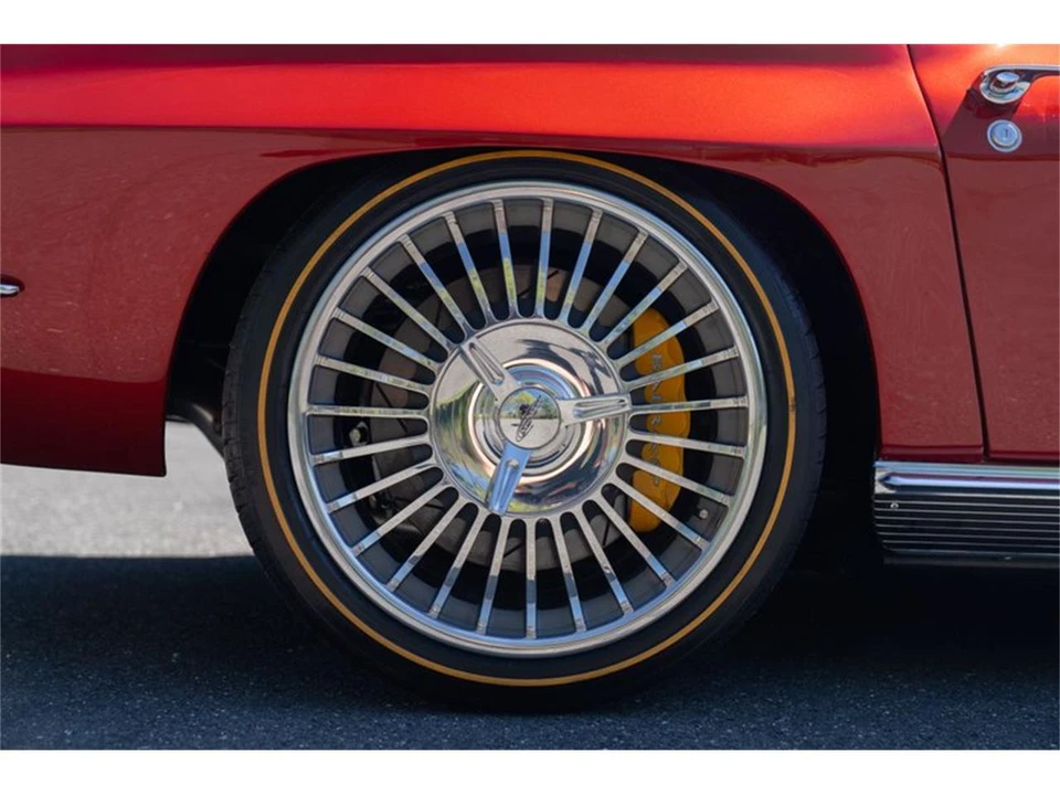 1966 Chevrolet Corvette C2 - Image 18 of 31