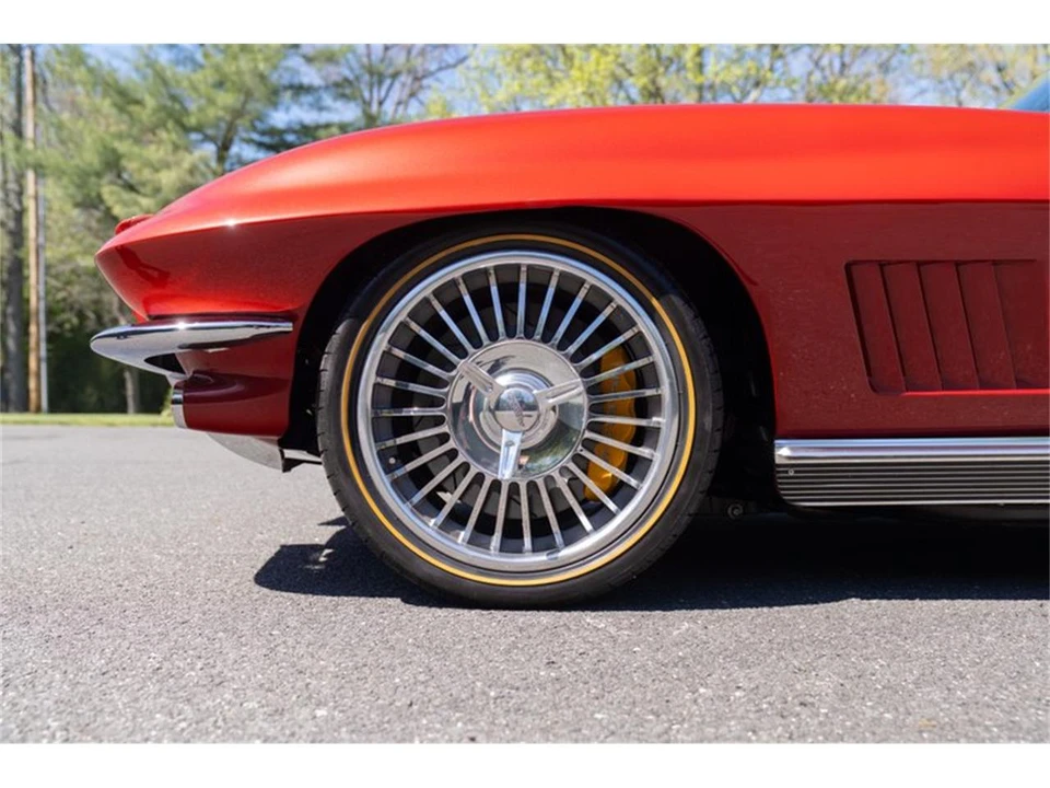1966 Chevrolet Corvette C2 - Image 15 of 31