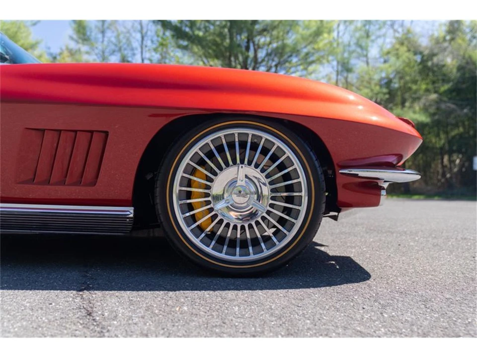1966 Chevrolet Corvette C2 - Image 30 of 31