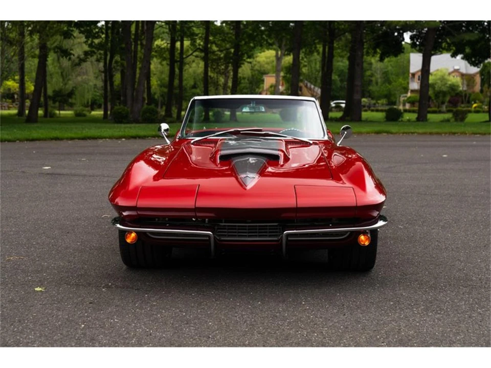 1966 Chevrolet Corvette C2 - Image 13 of 31