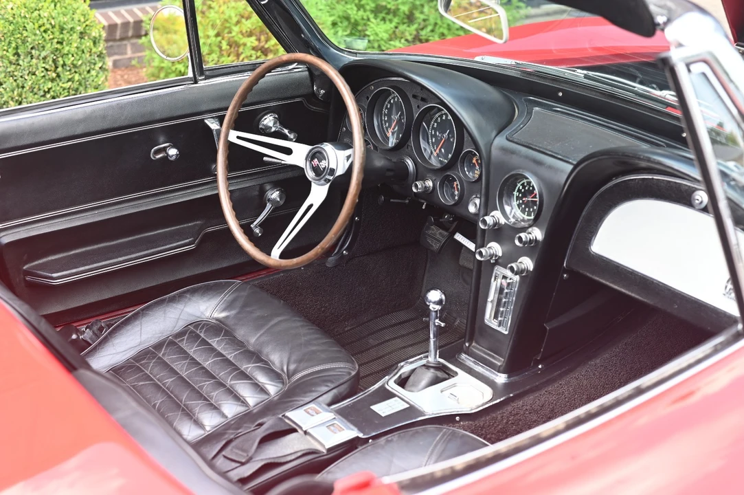 1966 Chevrolet Corvette C2 - Image 11 of 30