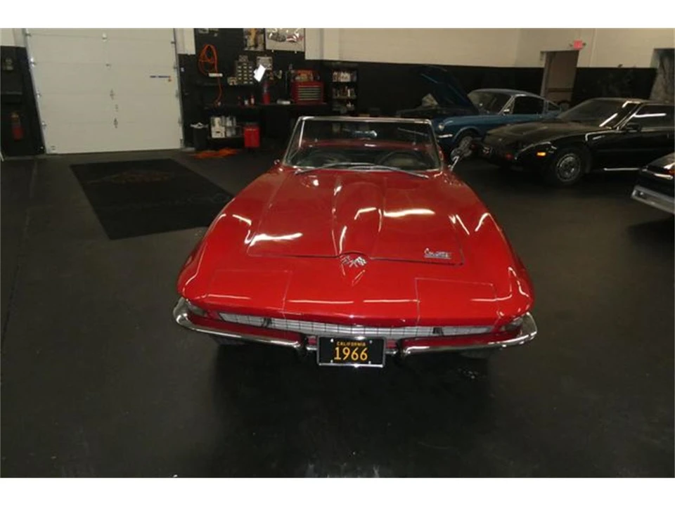 1966 Chevrolet Corvette C2 - Image 7 of 27
