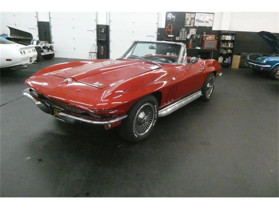 1966 Chevrolet Corvette C2 - Image 2 of 27